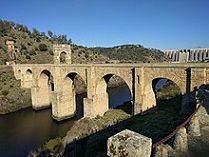 Alcántara Bridge, 104-106